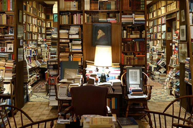 آگاهی و روشنگری